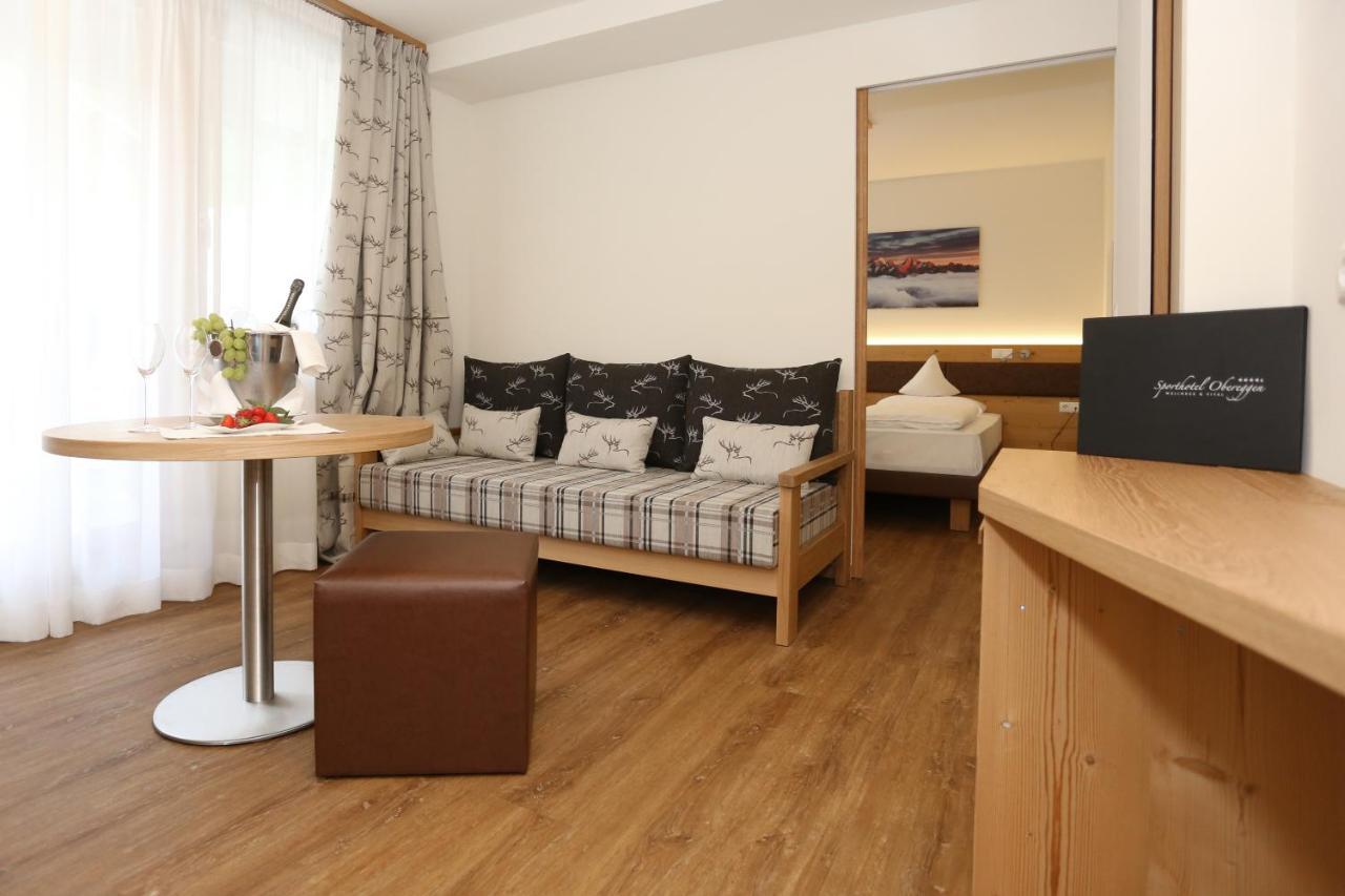 Double Room,1589361883:JPEG